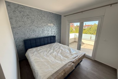Doppelhaushälfte mit Swimmingpool, Kaštel