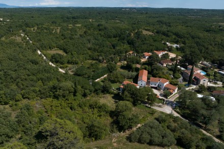 Zemljište sa projektom u Baderni