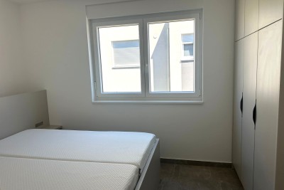 Appartamento al primo piano con terrazza sul tetto, Vabriga ( S4 )