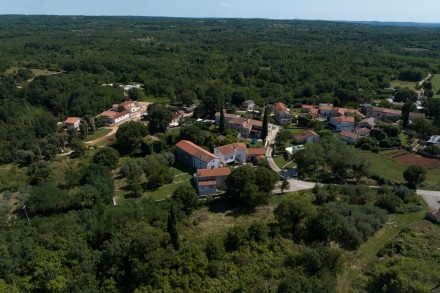 Zemljište sa projektom u Baderni