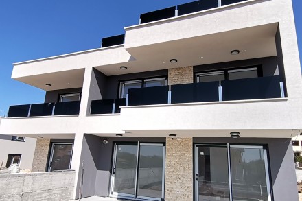 CONTESSA RESIDENCE 3, STAN NA I. KATU SA KROVNOM TERASOM (S3)