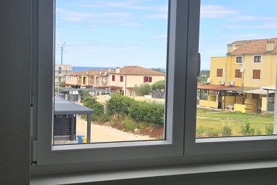 Wohnung im ersten Stock mit Dachterrasse, Vabriga (S3)