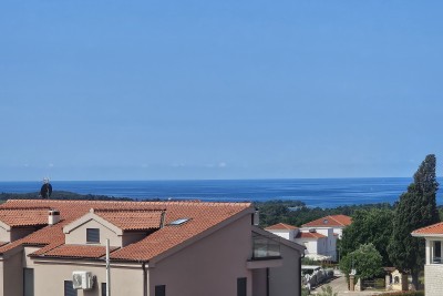Wohnung im ersten Stock mit Dachterrasse, Vabriga (S4)