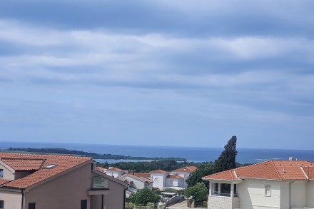 Stan na I. katu sa krovnom terasom, Vabriga ( S3 )